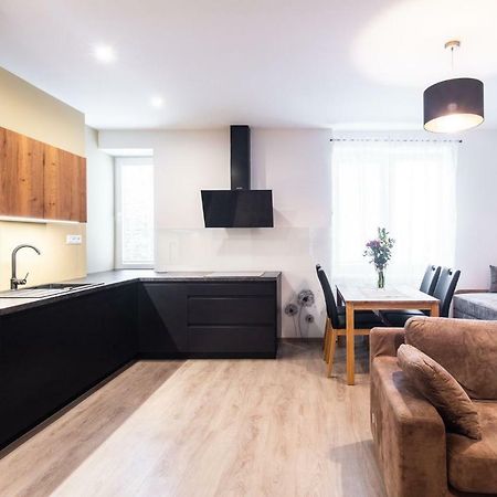 Newly Renovated, Full Equipped And Quiet Apartment Trnava Exteriör bild