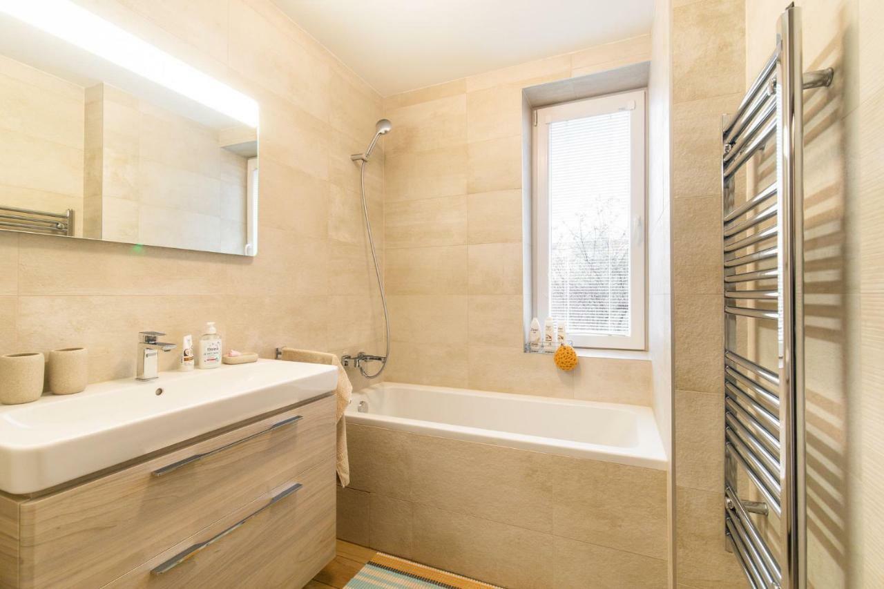 Newly Renovated, Full Equipped And Quiet Apartment Trnava Exteriör bild